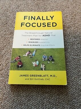 Finally Focused by James Greenblatt - Yellow & White Paperback 💊 📕
